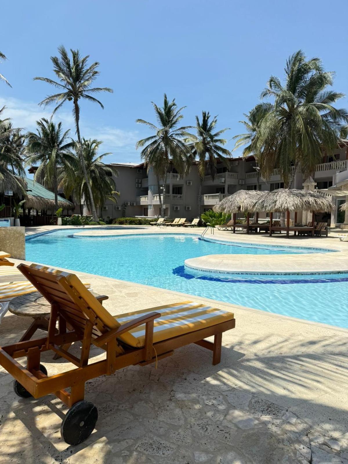 Playa Palmeras Beach Resort Cartagena Esterno foto